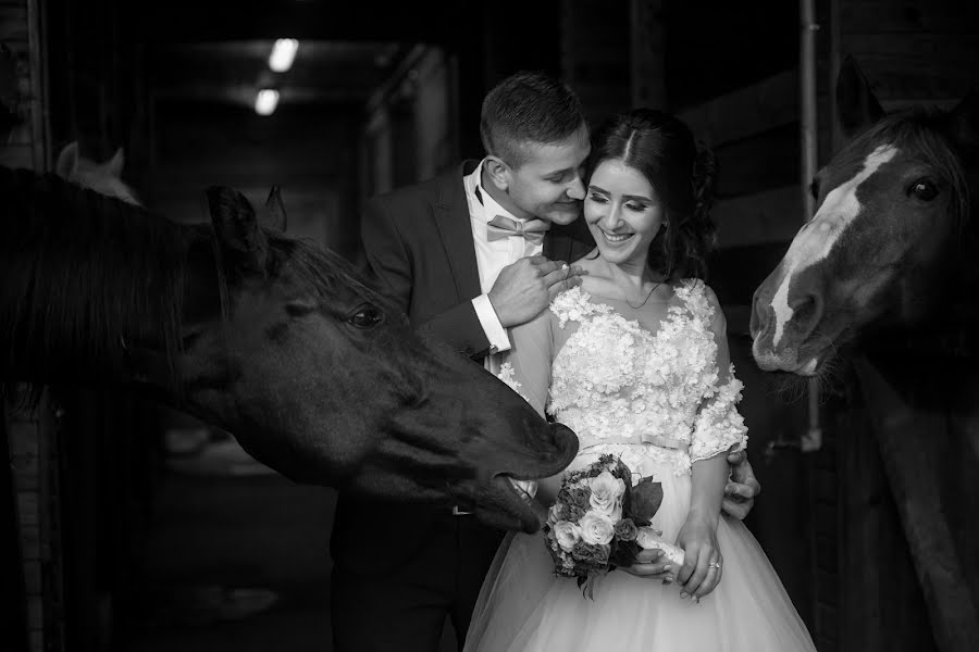 結婚式の写真家Bogdan Moiceanu (bogdanmoiceanu)。2018 6月11日の写真