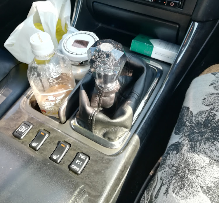 アリストの#シフトブーツ・DIY・失敗・経年劣化に関するカスタム事例の投稿画像1枚目