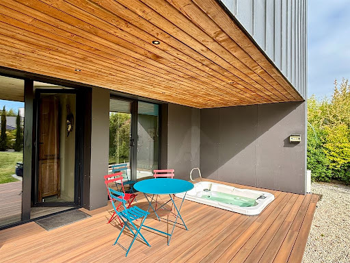 Maison avec piscine et jardin 4