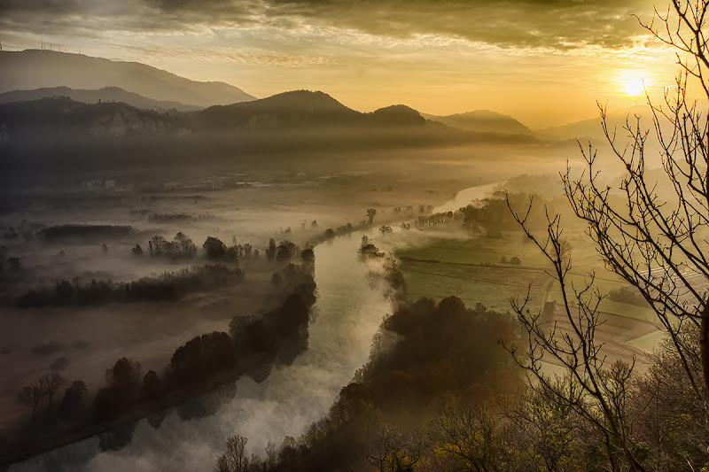 Una fredda alba d'autunno di Simone De Barba