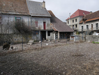 maison à Laye (05)