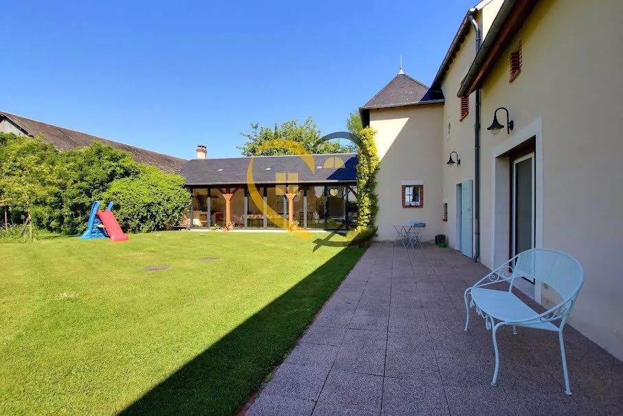 Vente maison 5 pièces 280 m² à Saint-Martin-d'Auxigny (18110), 406 000 €