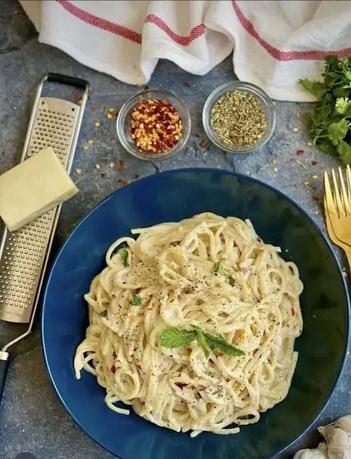 Creamy Chicken Cheese Spaghetti