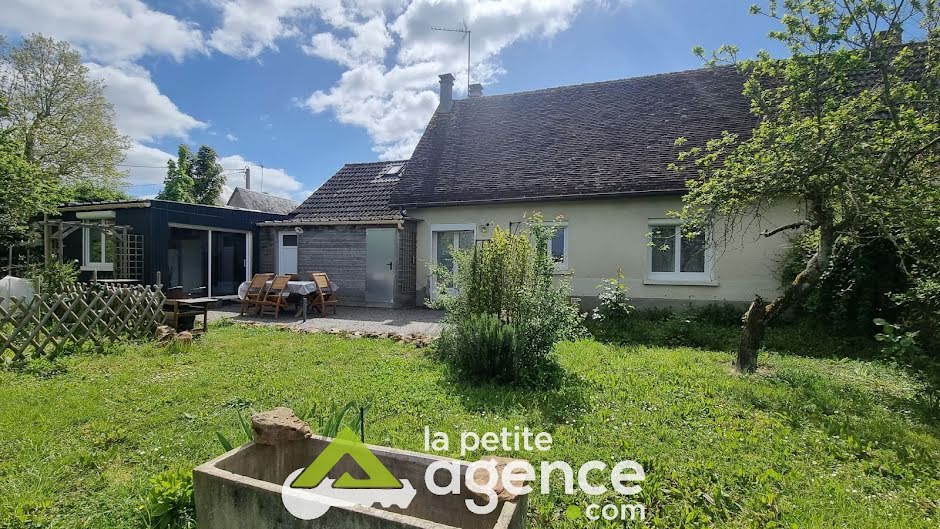 Vente maison 4 pièces 90 m² à Vierzon (18100), 133 000 €