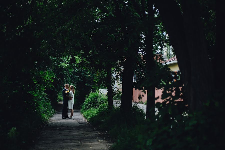 Wedding photographer Kseniya Ulyanova (ksyuhanichka35). Photo of 21 July 2017