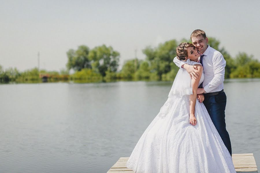 Fotografo di matrimoni Aleksandr Zavarzin (zavarzin1987). Foto del 13 settembre 2015