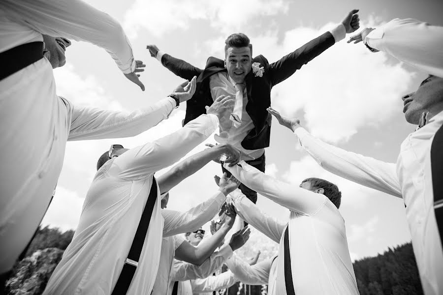 Fotógrafo de casamento Vyacheslav Morozov (v4slavmorozov). Foto de 26 de setembro 2018