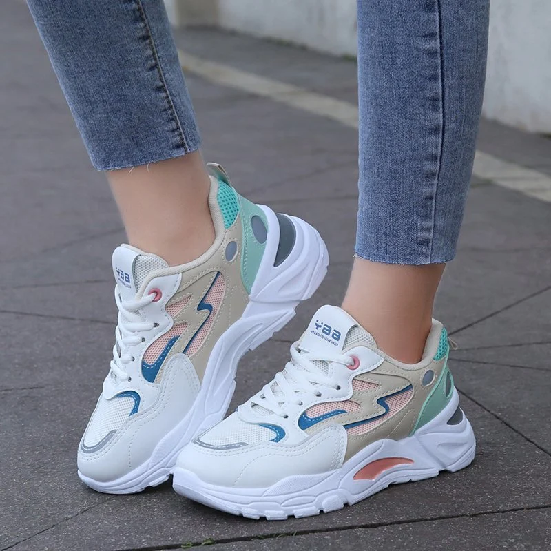 Casual sportschoenen met dikke zool en hoogteverhoging voor hardlopen. Verbeter je prestaties met comfort en stijl, perfect voor dagelijks gebruik.