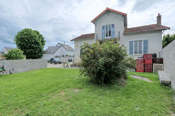 maison à Brie-Comte-Robert (77)