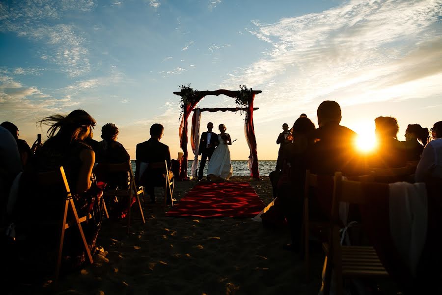 Fotógrafo de casamento Grigoriy Onoprienko (ogrvip). Foto de 11 de maio 2018