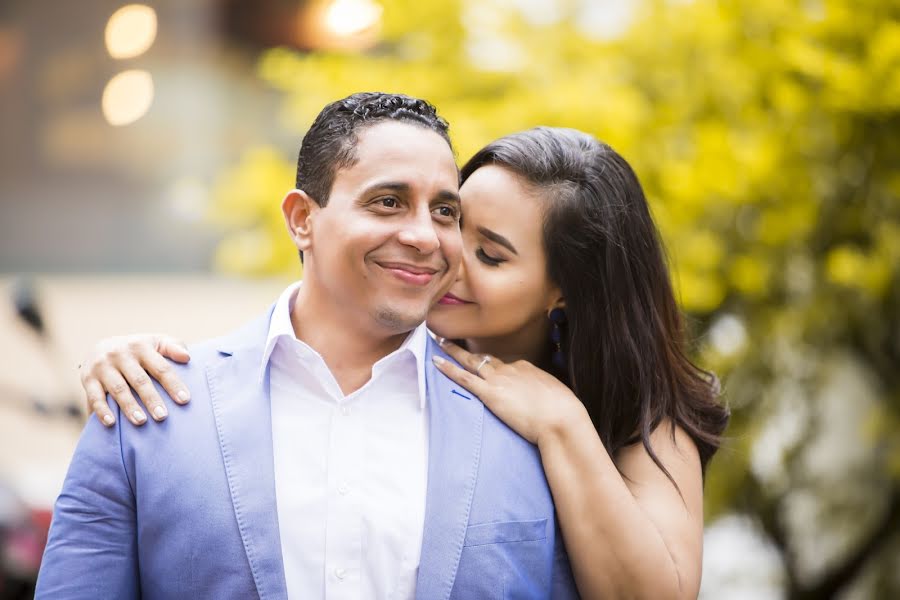 Fotografo di matrimoni Luiggi Diaz (luiggidiaz). Foto del 27 febbraio 2019