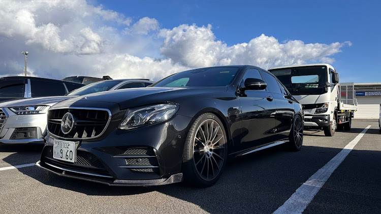 S5 クーペのAudi・AMG・Jaguar・富士スピードウェイ・WRF18に関するカスタム事例の投稿画像5枚目