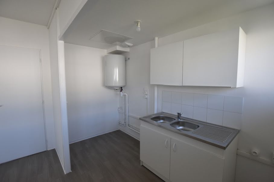 Location  appartement 2 pièces 40.12 m² à Louviers (27400), 554 €