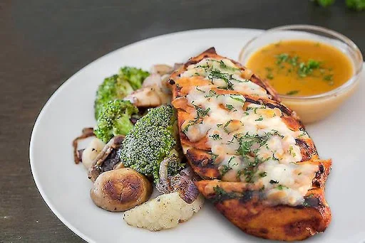 Keto Cheesy Chicken Steak