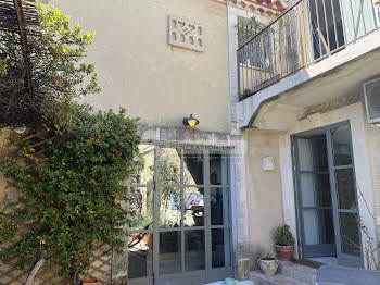 maison à Fontvieille (13)