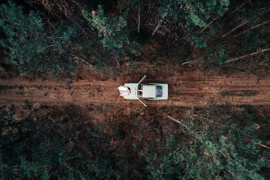 Fotograful de nuntă Petr Nikolenko (petarnikolenko). Fotografia din 17 iulie 2023