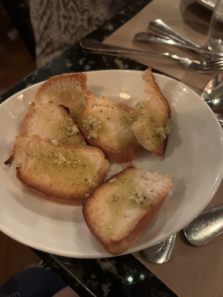 GF garlic bread