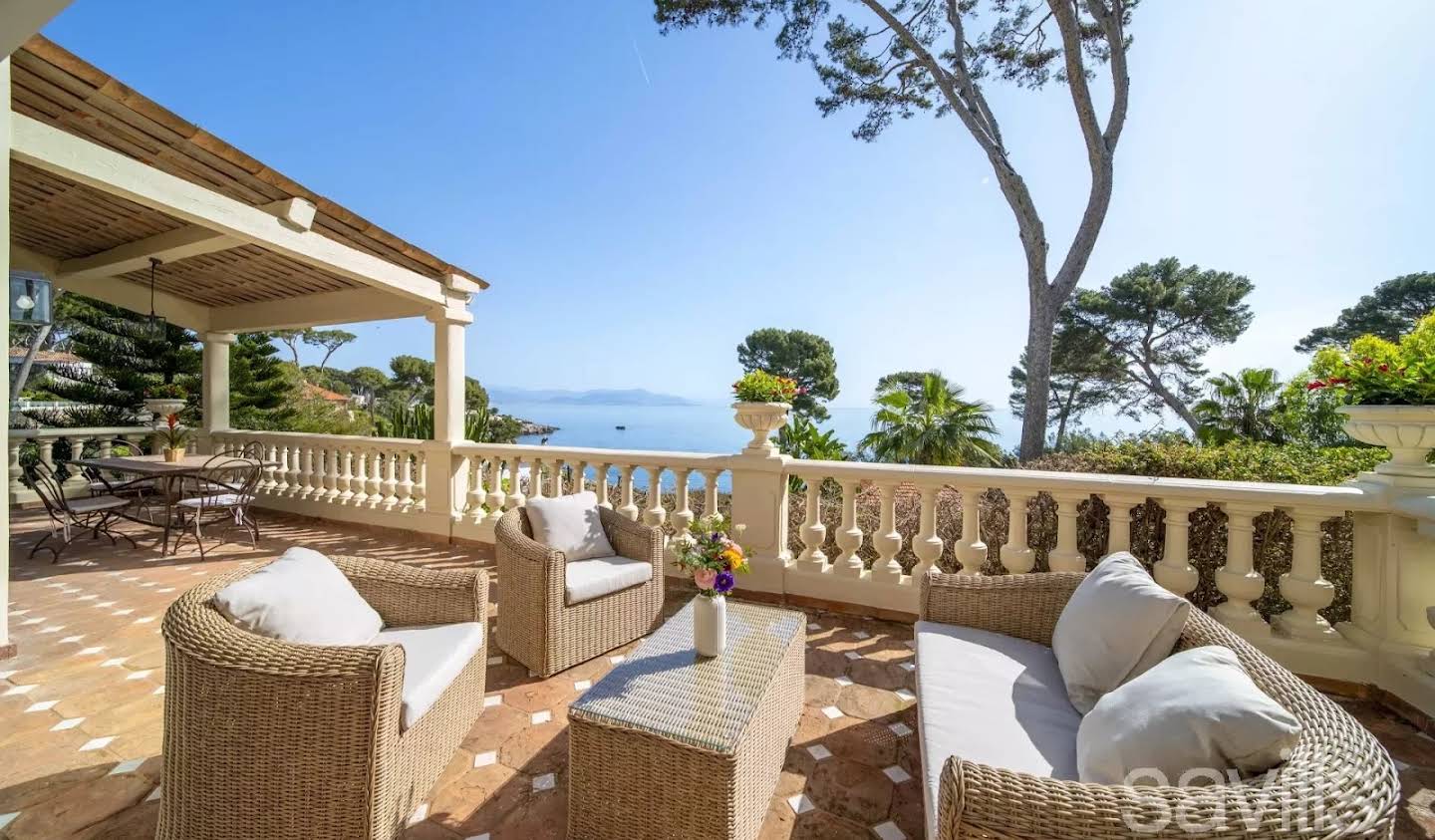 Villa with pool Antibes