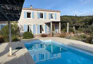 Maison avec piscine et jardin 2