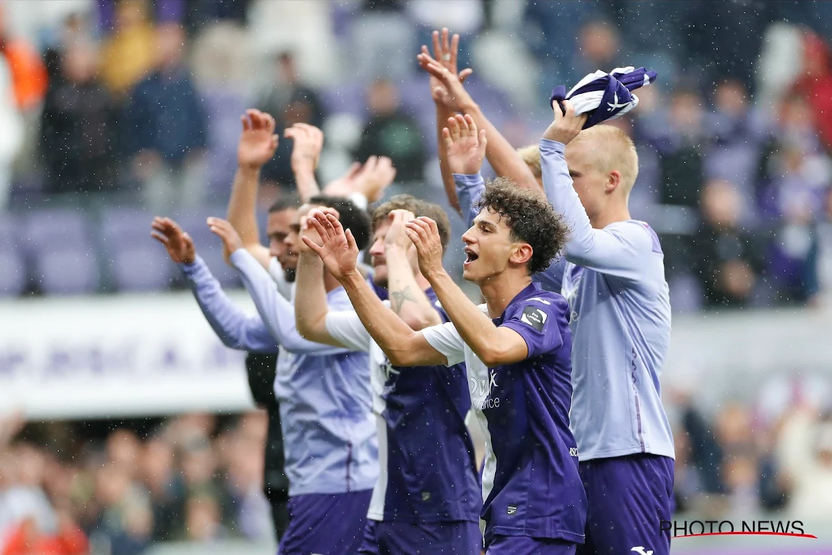 Leoni, die gaat er niet meer uit bij Anderlecht de komende weken: "Ik heb paars bloed, ik wil honderden matchen spelen"