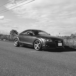 TT クーペ 2.0TFSI