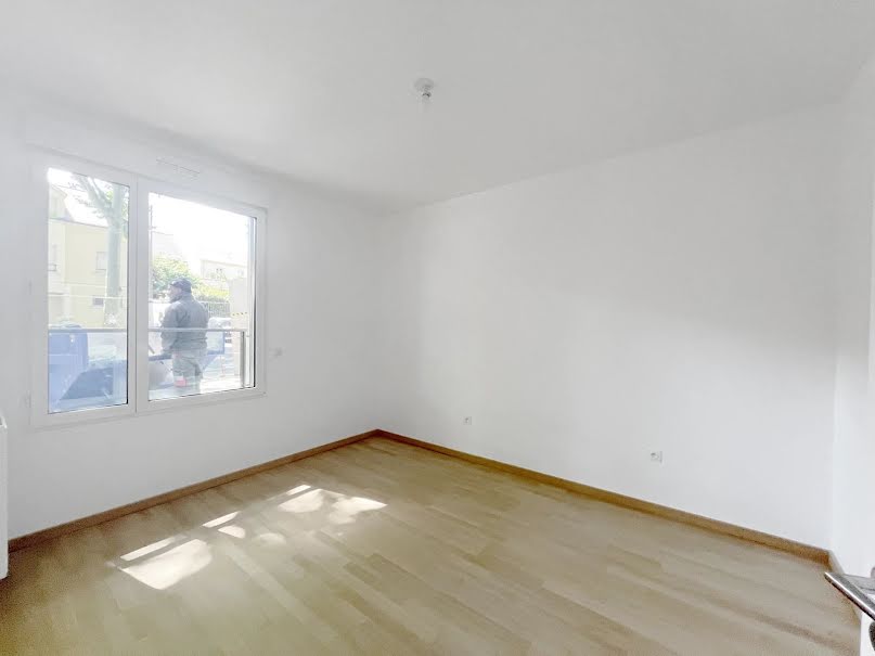 Location  appartement 2 pièces 43.5 m² à Viroflay (78220), 996 €