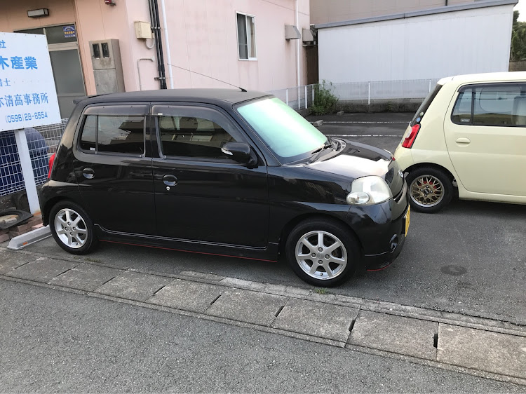 エッセのROSSOコルサさんが投稿したカスタム事例の投稿画像1枚目