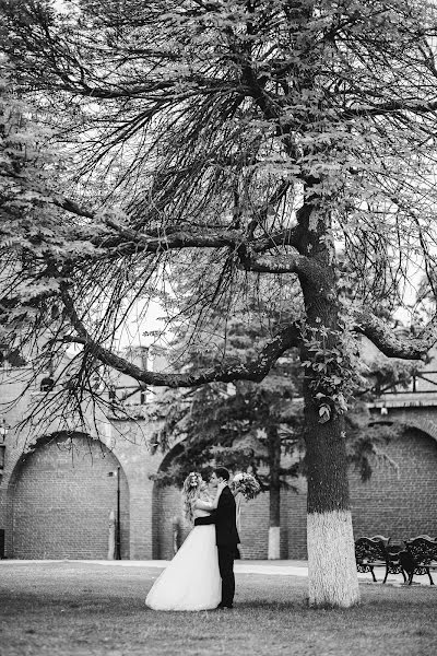 Fotógrafo de bodas Aleksandra Veselova (veslove). Foto del 20 de septiembre 2017