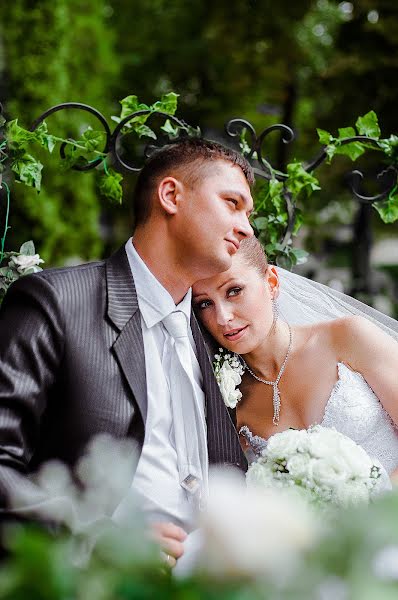 Wedding photographer Vika Markova (liona). Photo of 27 August 2013