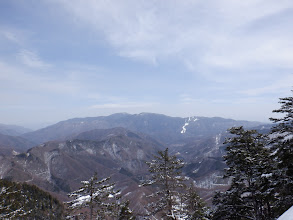 鉢盛山（スキー上の雪は少なく）