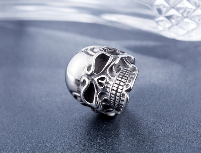 Punk Gothic Rock Taro Titanium Stalen Herenring Een Sterk Persoonlijkheidsstatement Robuust en Opvallend Design