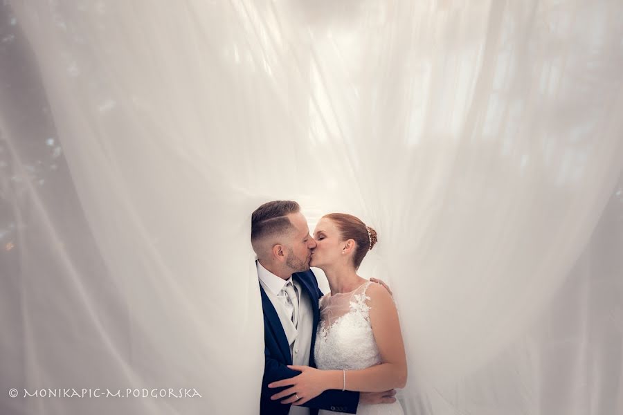 結婚式の写真家Monika Maria Podgorska (monikapic)。2018 10月31日の写真