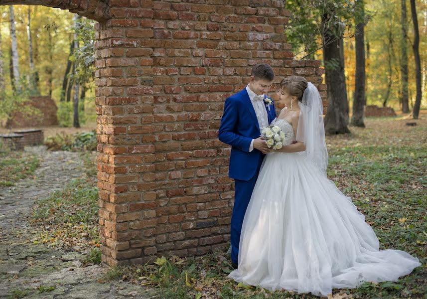 Wedding photographer Yuriy Nikulnikov (niks36). Photo of 29 October 2015