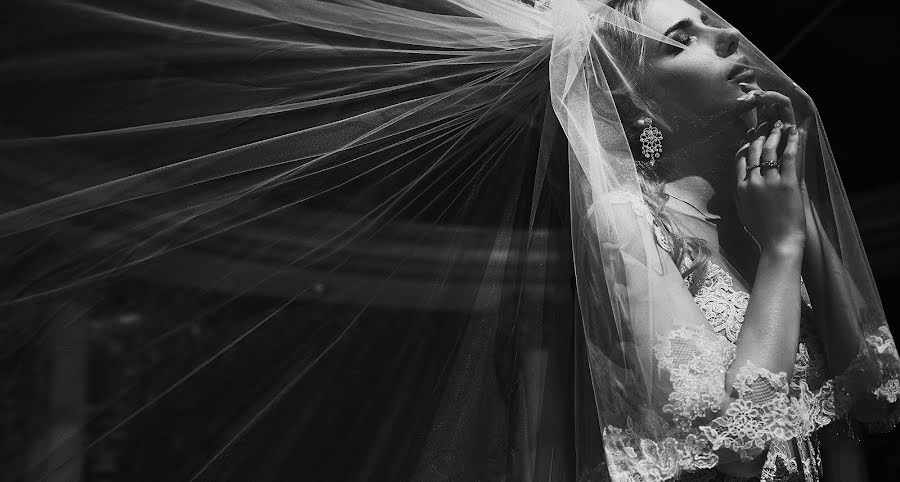 Wedding photographer Anastasiya Semenova (grits). Photo of 29 November 2017