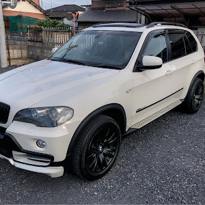 X5 E70