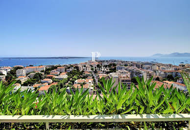 Apartment with terrace 1