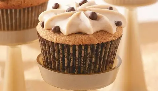 Chocolate Peanut Butter Cupcake