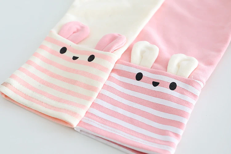 Ensemble bébé fille, pull oreilles mignonnes, manches longues et legging cartoon, parfait pour le confort et un look adorable.
