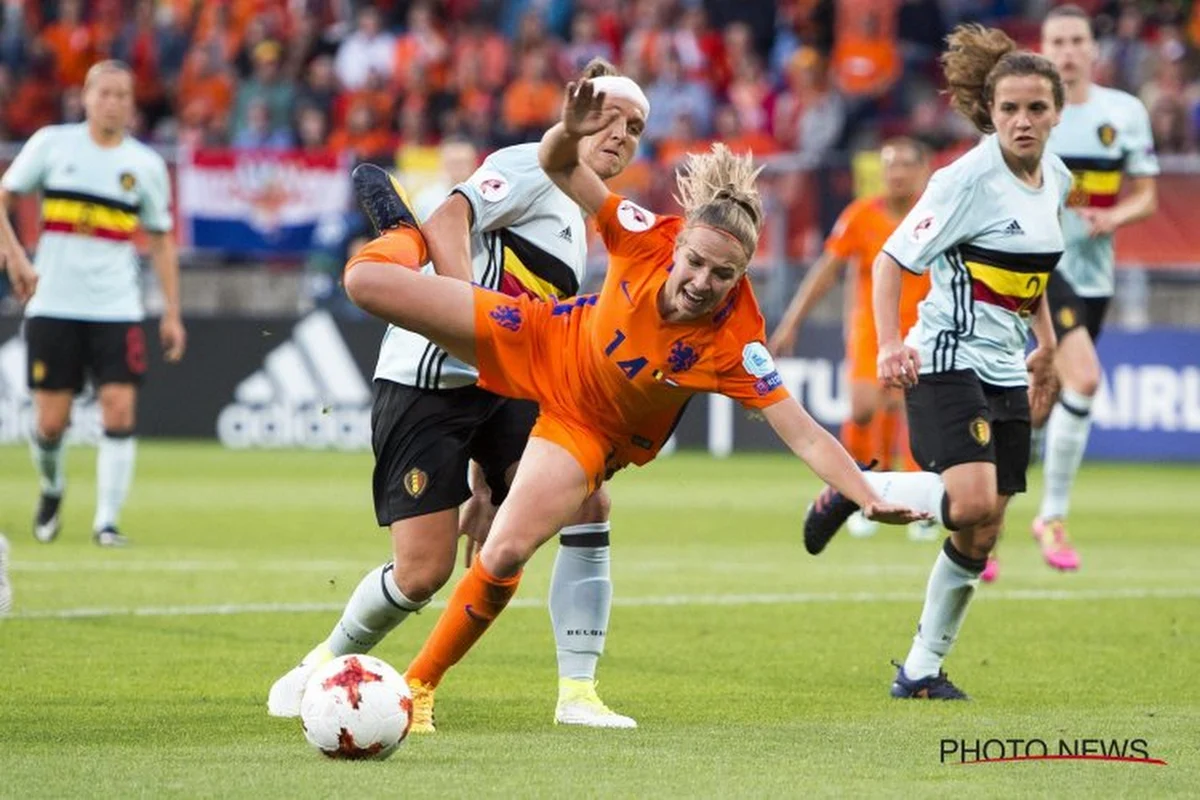 OFFICIEEL: Jackie Groenen trekt naar Engeland, want heeft haar nieuwe club te strikken