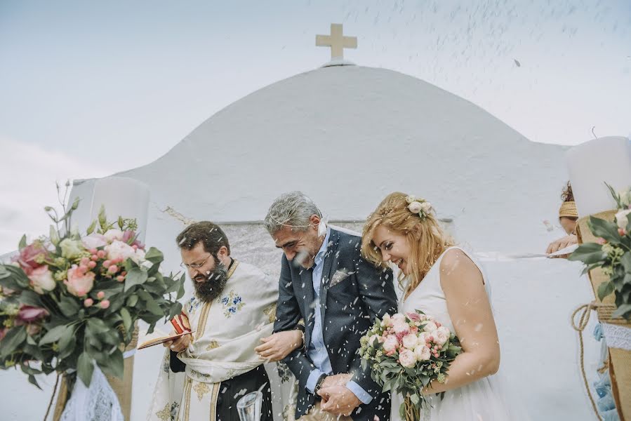 Fotografo di matrimoni Maria Theologitou (mtheolphoto). Foto del 5 aprile 2022