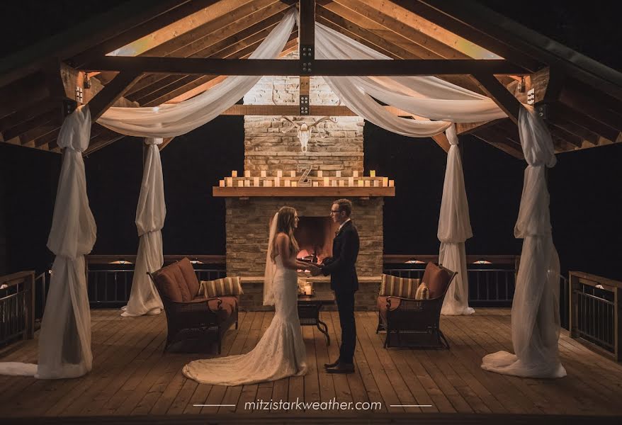 Fotografo di matrimoni Mitzi Starkweather (mitzistar). Foto del 8 settembre 2019