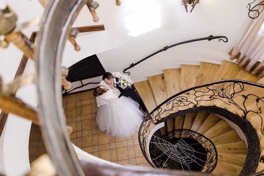 Wedding photographer Olga Manokhina (fotosens). Photo of 7 May 2020