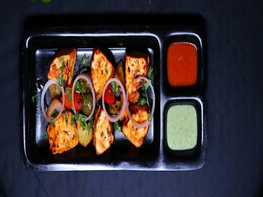 Achari Paneer Tikka