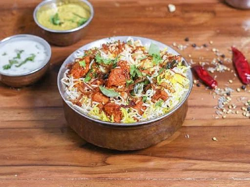 Hyderabadi Chicken 65 Biryani(With Salan And Raita)