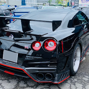 NISSAN GT-R R35