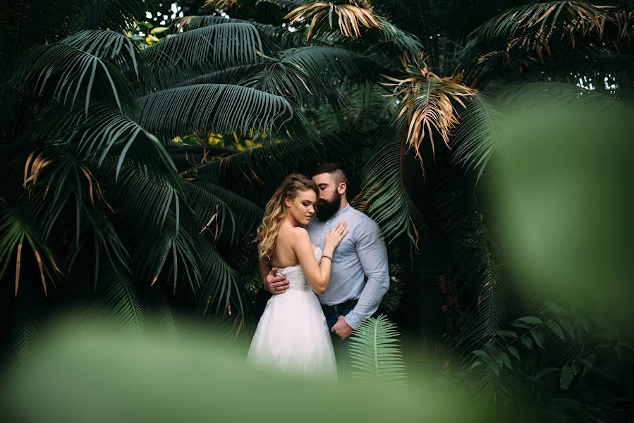 Hochzeitsfotograf Dmitriy Berdnik (brdnk). Foto vom 27. Dezember 2016