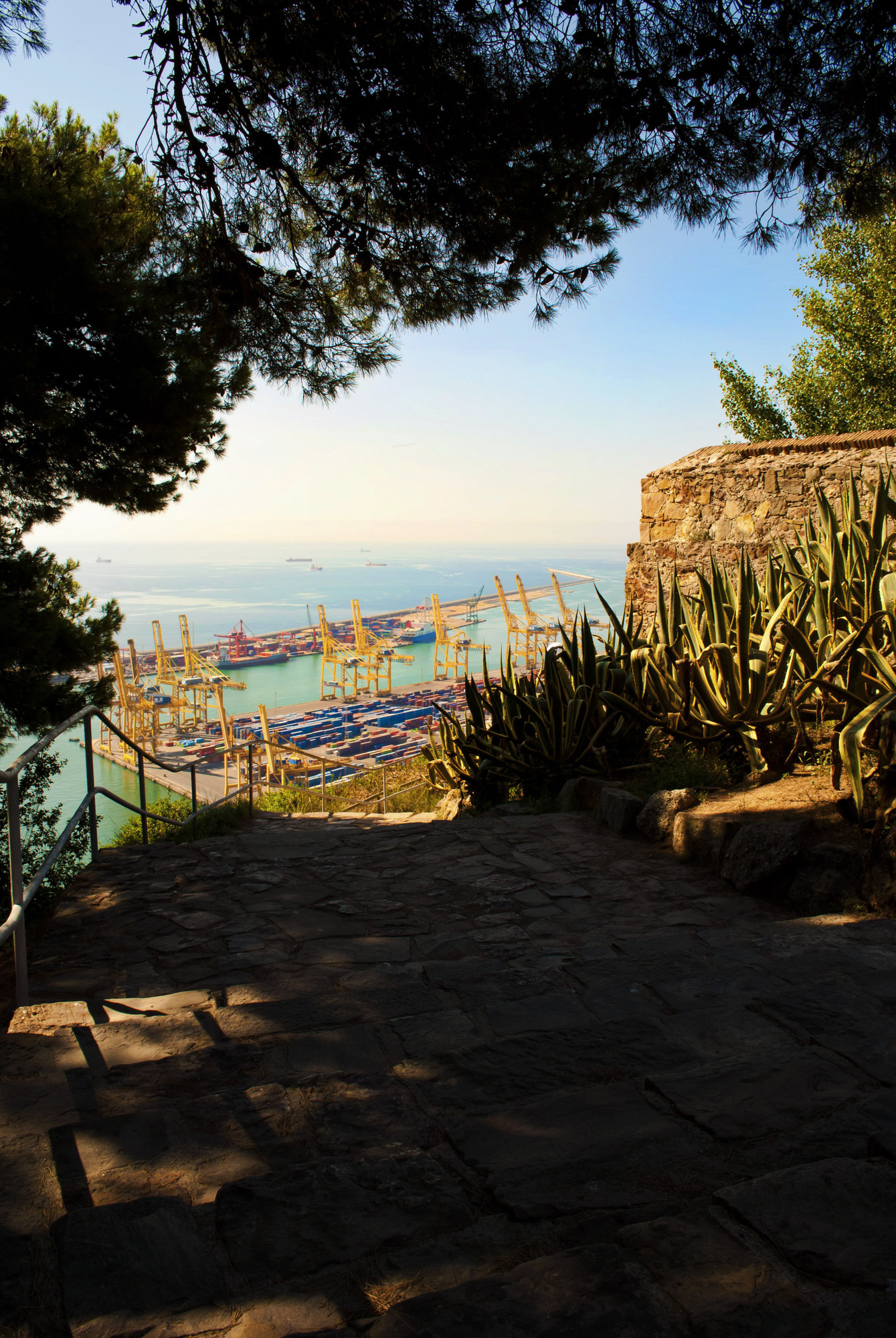 Scorcio da Montjuic di eli.zu