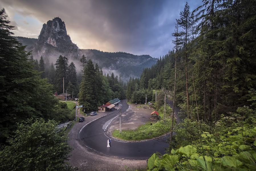 Fotograful de nuntă Marius Balan (fotoemotii). Fotografia din 2 august 2018