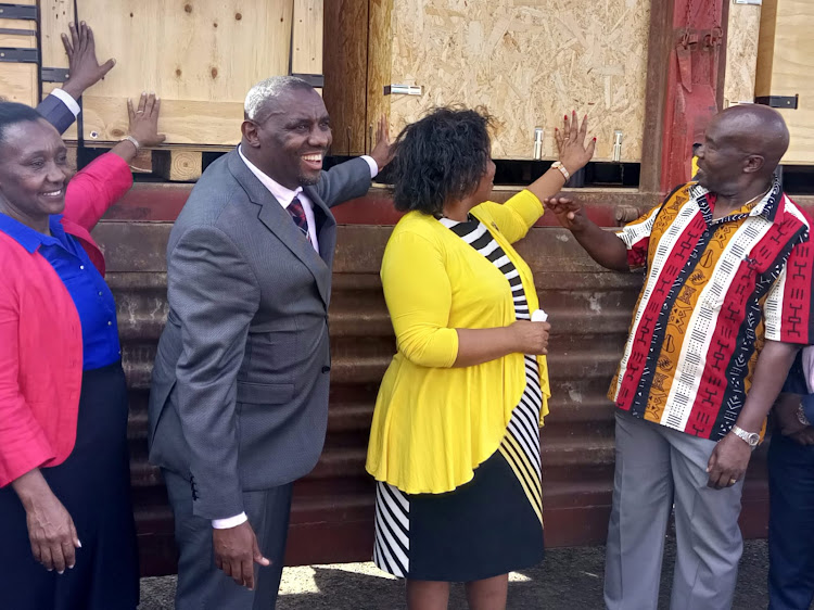 KUTRRH board members led by the chairperson Prof Olive Mugenda receives a Cyber knife, the latest non invasive machine in treatment of cancer at the hospital on October 6, 2022. This makes Kenya the second country after Egypt to acquire the machine