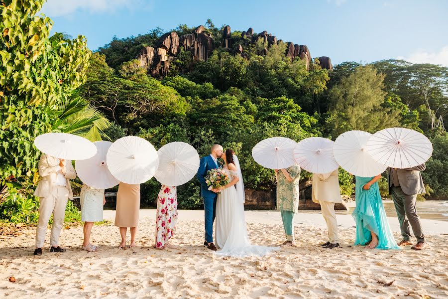 Wedding photographer Alexander Fanchette (visualsproseyc). Photo of 17 October 2023